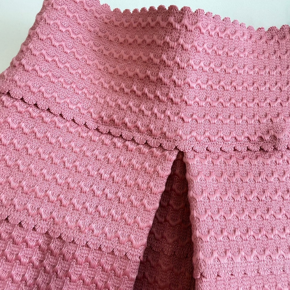 Devlin Dusty Rose Pink Textured Scalloped Pleated Skater Mini Skirt Womens Small - Picture 5 of 5